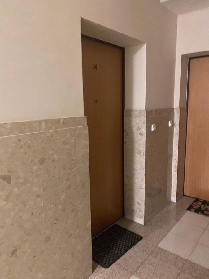 Komfortowy Apartament Na Florianskiej, Park Praski, Dw Wilenski,W Odleglosci Spaceru Od Starego Miasta, Milo Widziec Gosci Ze Zwierzetami Varşovia Exterior foto